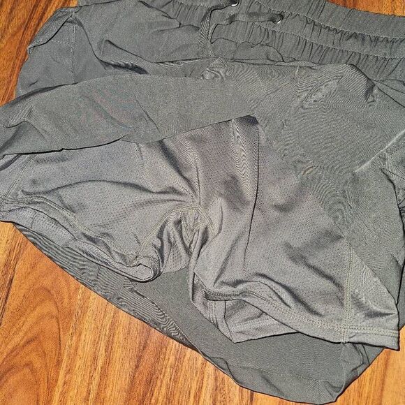 4 For $50 🎃 Gray Cargo Drawstring Skort Womens Size Medium - Picture 5 of 7